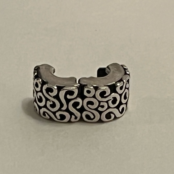 PANDORA Sterling Silver Swirl Clip Charm - Picture 4 of 5